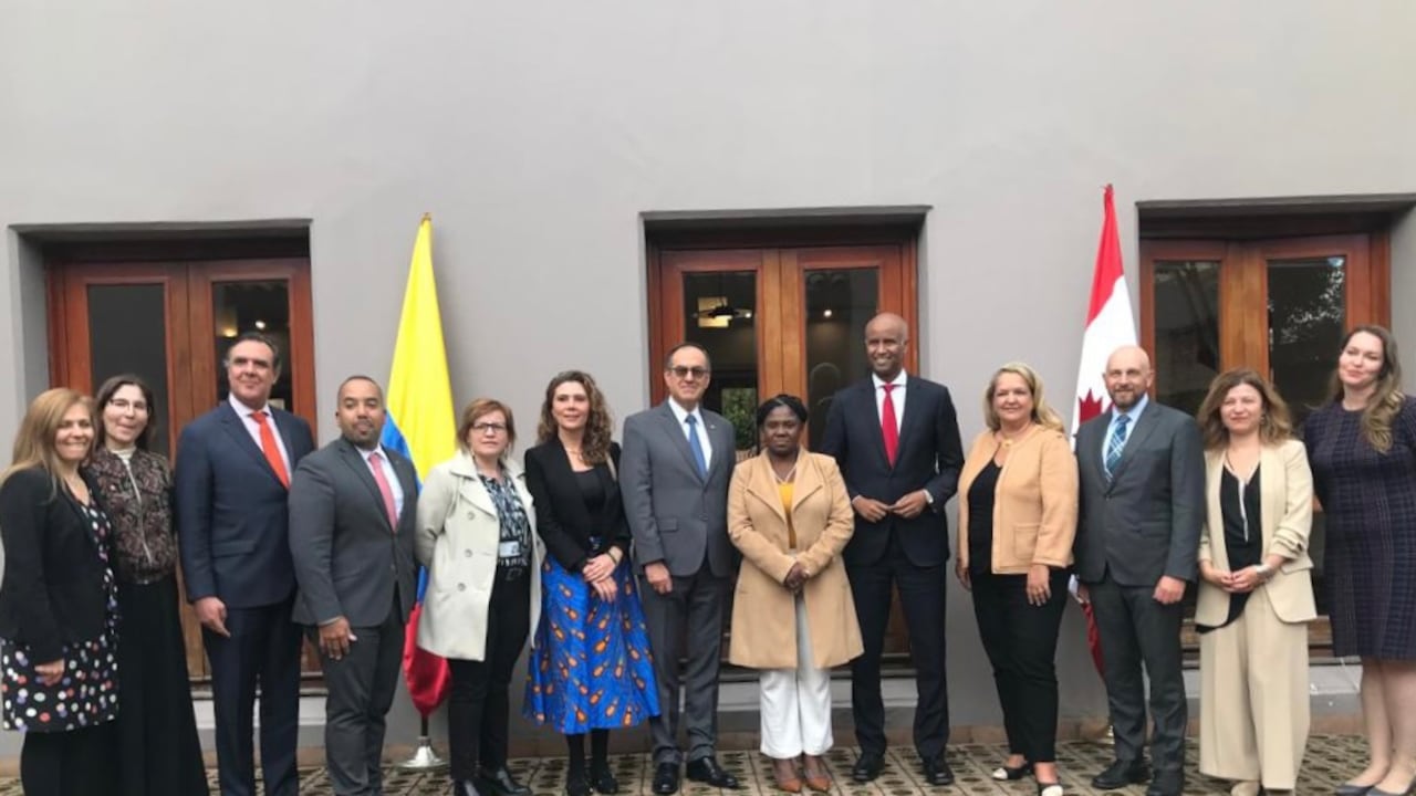 Canadá y Colombia le apuestan a programas en pro de la igualdad de género.