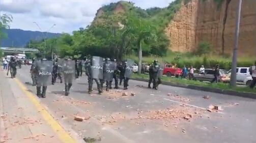 La Policía y el grupo UDMO controló la situación.