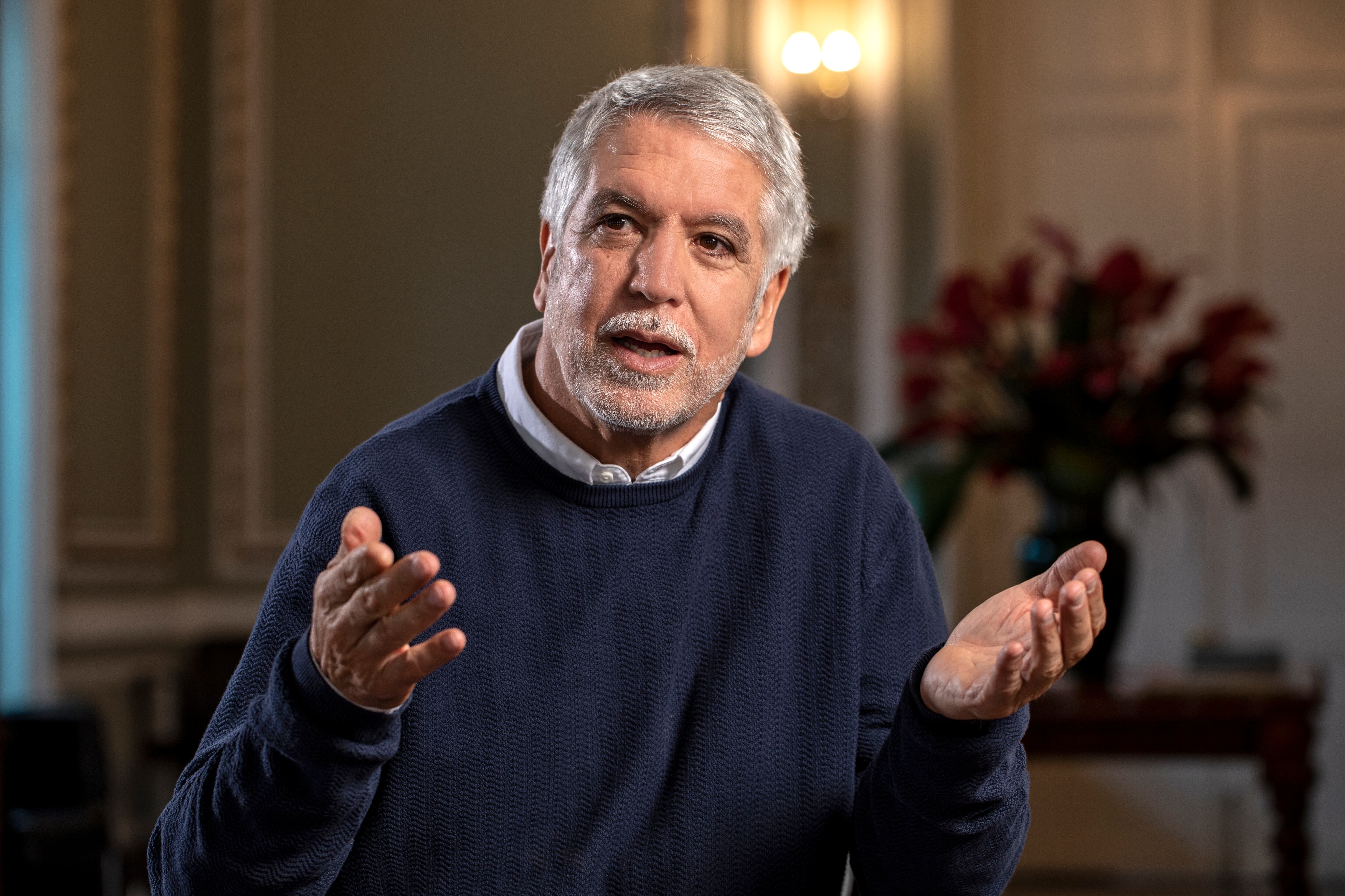 Enrique Peñalosa Londoño. 
Bogotá Enero 4 de 2019.