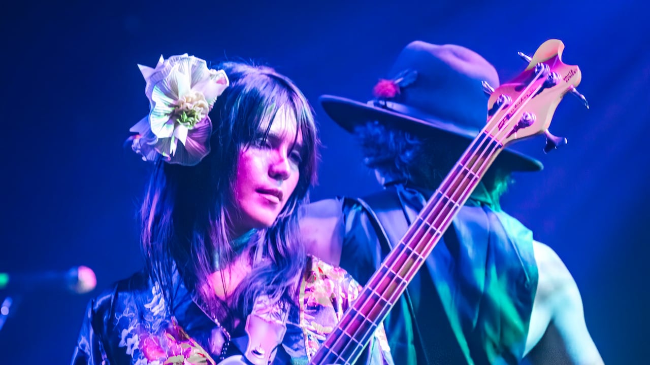 Johanna Mercuriana es una especie de hechicera de las cuatro cuerdas en Balthvs.