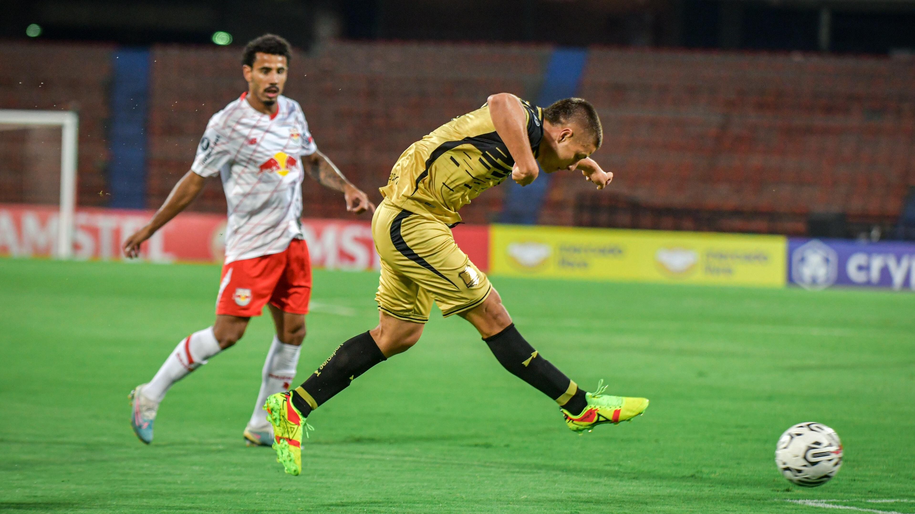 Águilas Doradas vs Bragantino - fase previa - Copa Libertadores