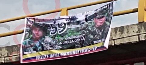Pancarta dejada en la Autopista Surorienta de Cali.
