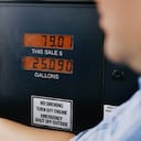 Quedarse sin gasolina le entregó la suerte.