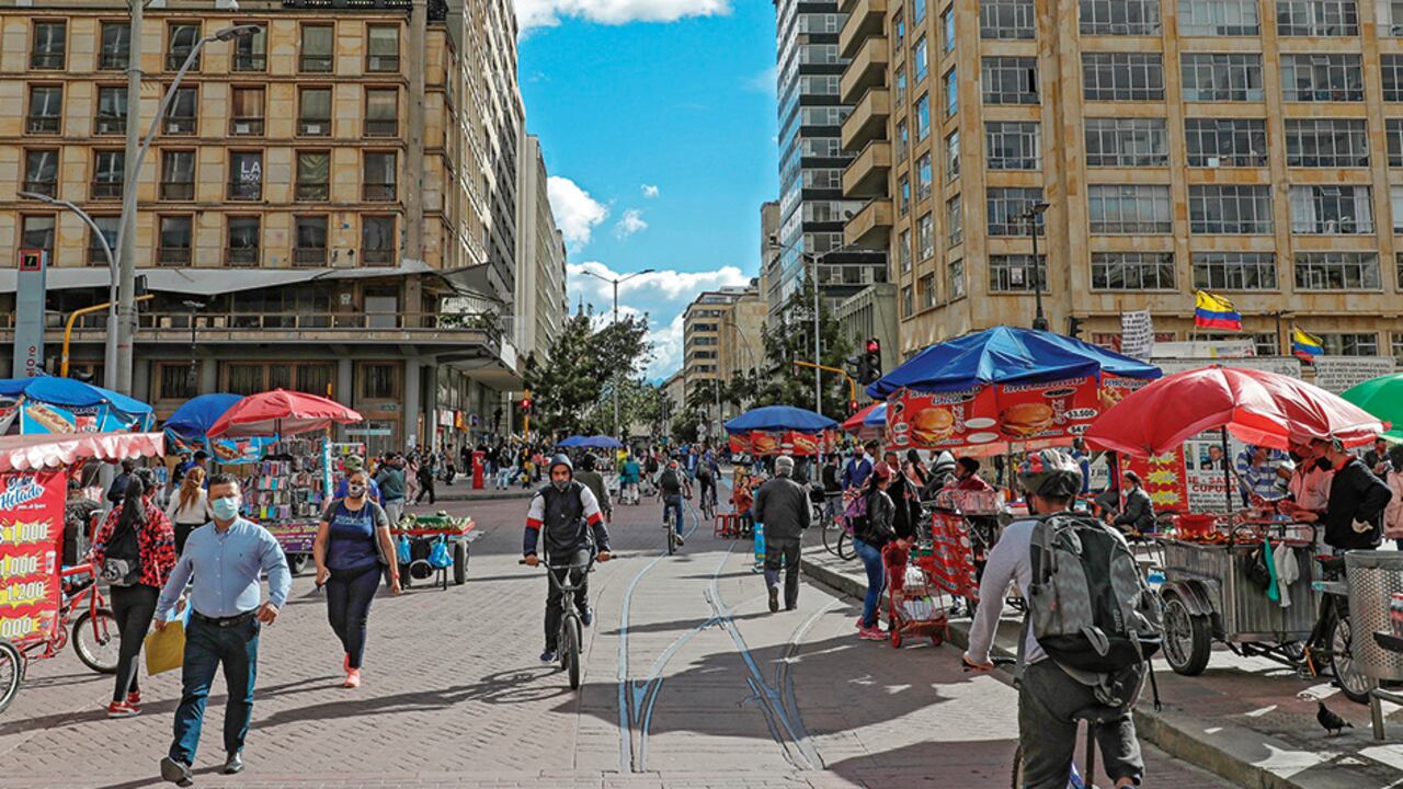 A pesar de la recuperación de la tasa de desempleo en octubre al alcanzar un 14,7 por ciento, a los analistas les preocupa la baja calidad del trabajo y el fuerte aumento de la informalidad.