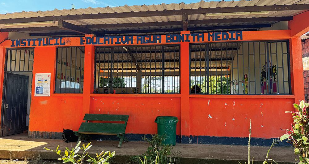 Escuela en el Guaviare donde los religiosos compartían con la comunidad.