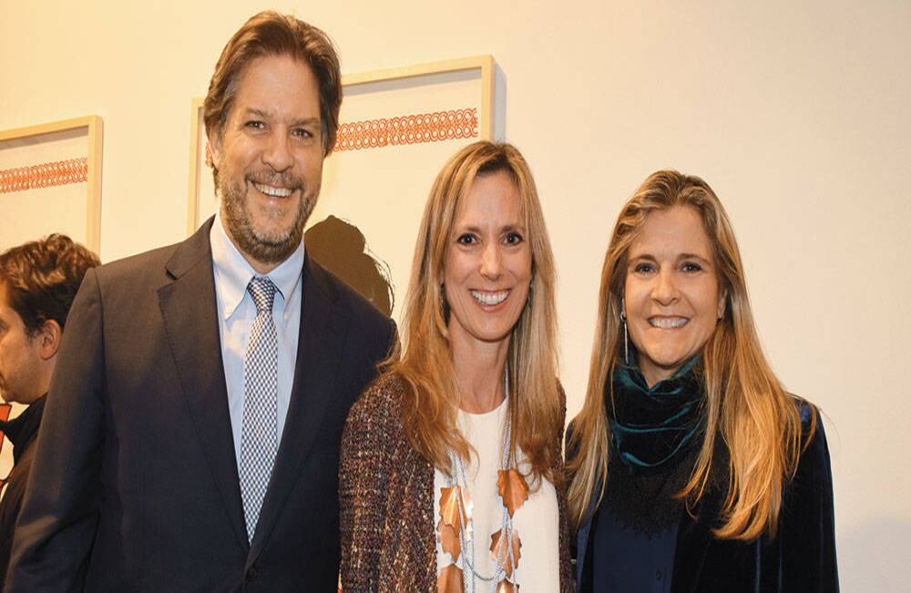 Carlos Arellano, Elena Urrutia y Gema de Arellano.