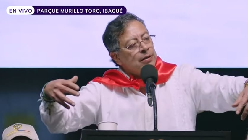 Gustavo Petro desde Ibagué. Parque Murillo Toro
