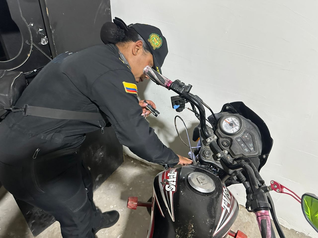 Revisión de motocicletas por parte de la Policía de Barranquilla.