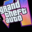 Ilustración del logo de Rockstar Games Grand Theft Auto VI reproducido en el lanzamiento del juego. (Photo by Chris DELMAS / AFP)