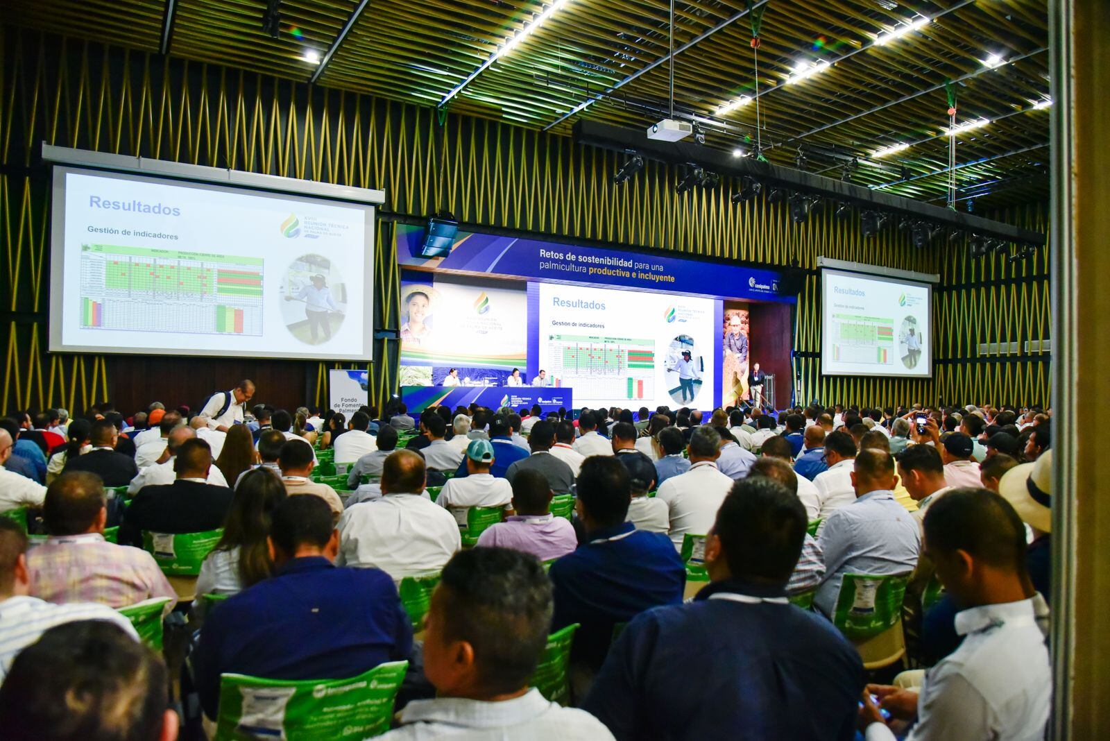 Reunión Técnica palma de aceite en Bucaramanga.