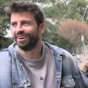 Gerard Piqué y Clara Chía, de la mano y entre risas, responden por fin a las preguntas de la prensa