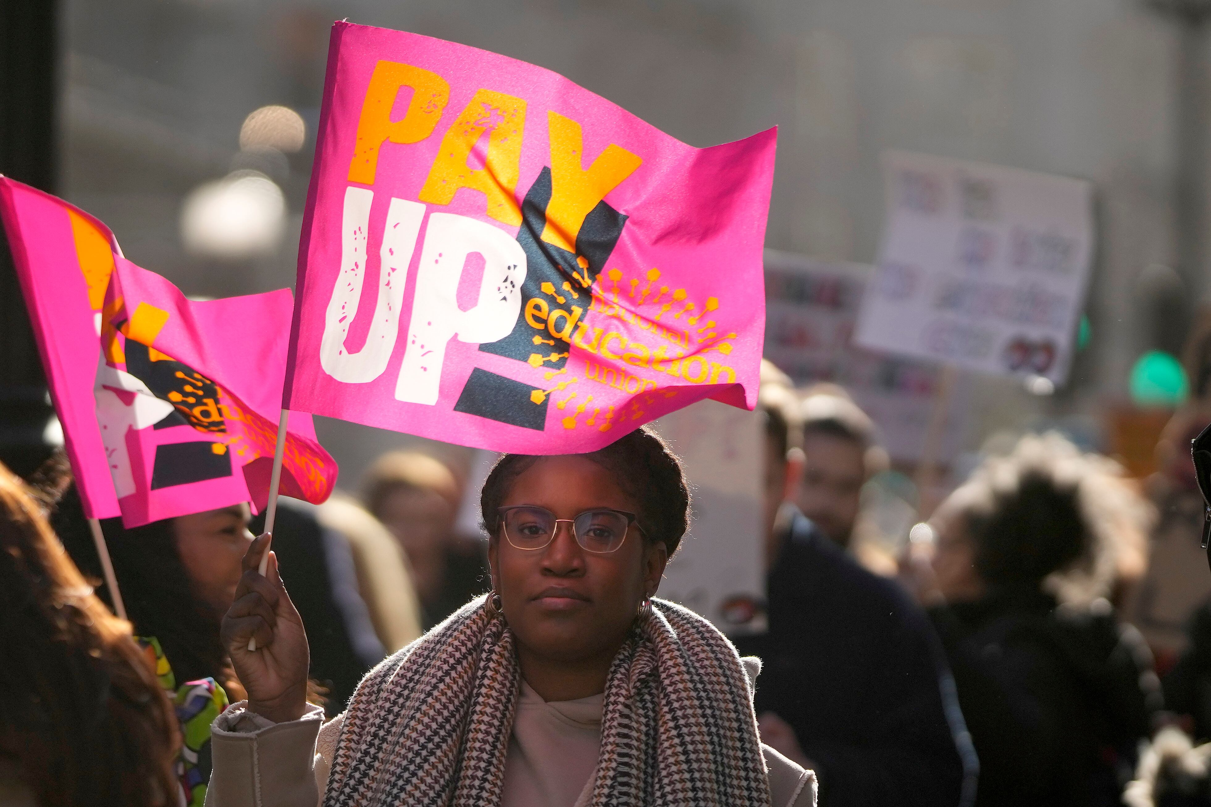 Alza salarial, uno de los ingentes pedidos en la jornada del 1 de febrero de 2023.