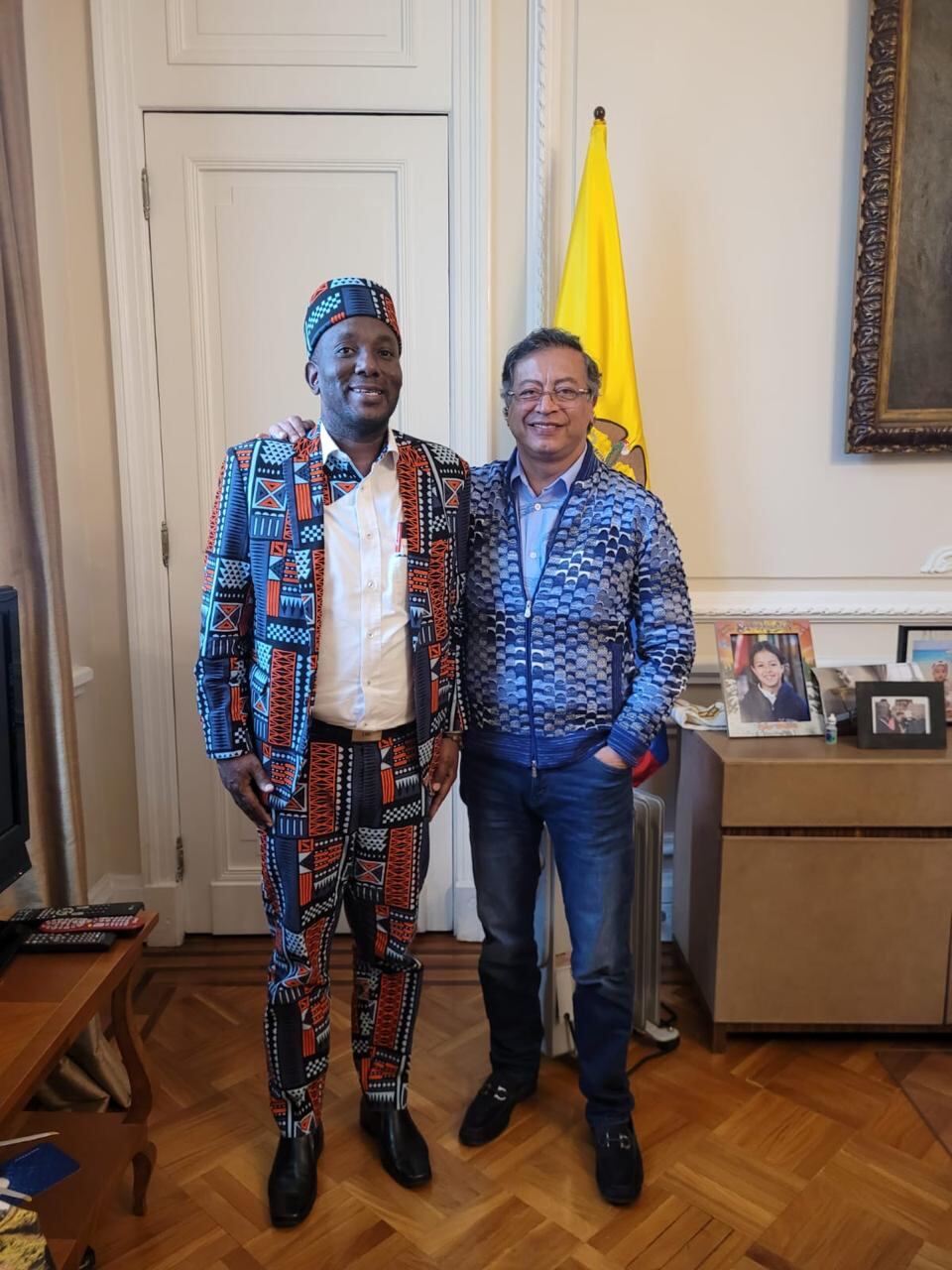 El senador del ADA, Paulino Riascos, y el presidente Gustavo Petro.