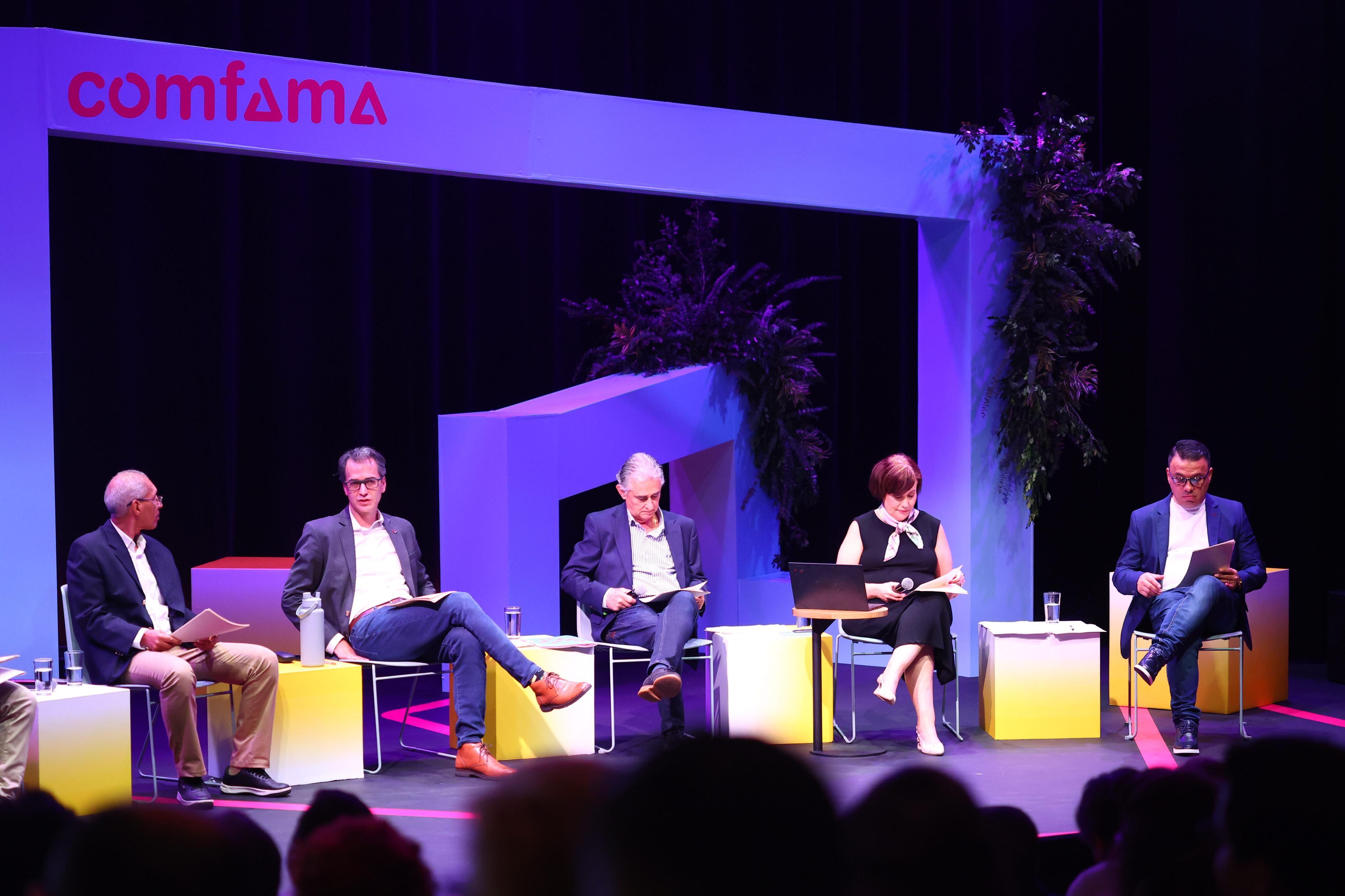 La asamblea general de afiliados de Comfama se realizó en el Teatro Comfama Alfonso Restrepo Moreno.