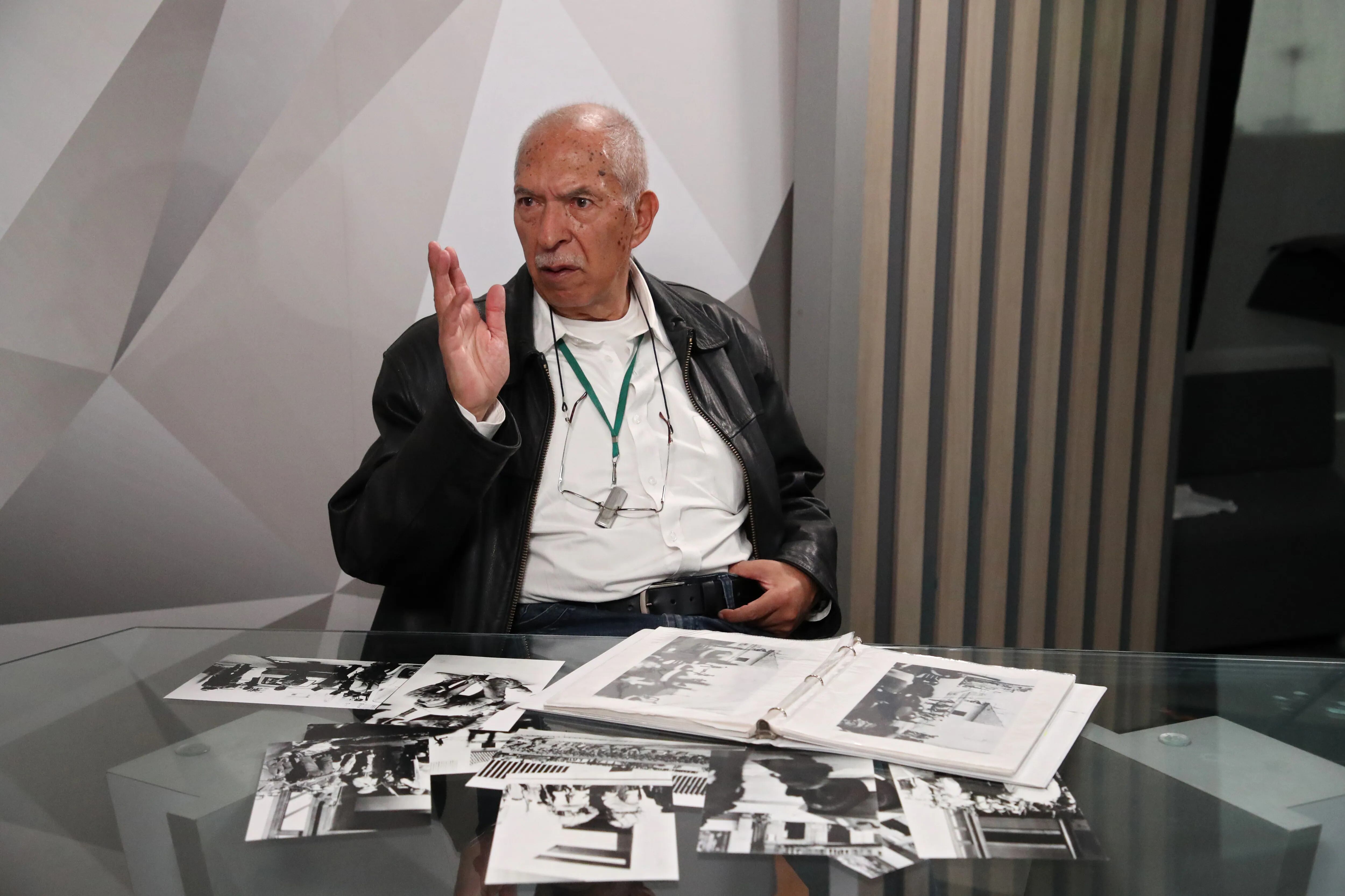 Para Laura Sofía Romero Parada, líder del equipo de acopio de la DADH, el significado del archivo entregado por González es “un valor histórico y de memoria, que en un principio hizo parte del trabajo de don Rafa, pero que hoy en día puede ser parte de procesos de reconstrucción de memoria histórica".