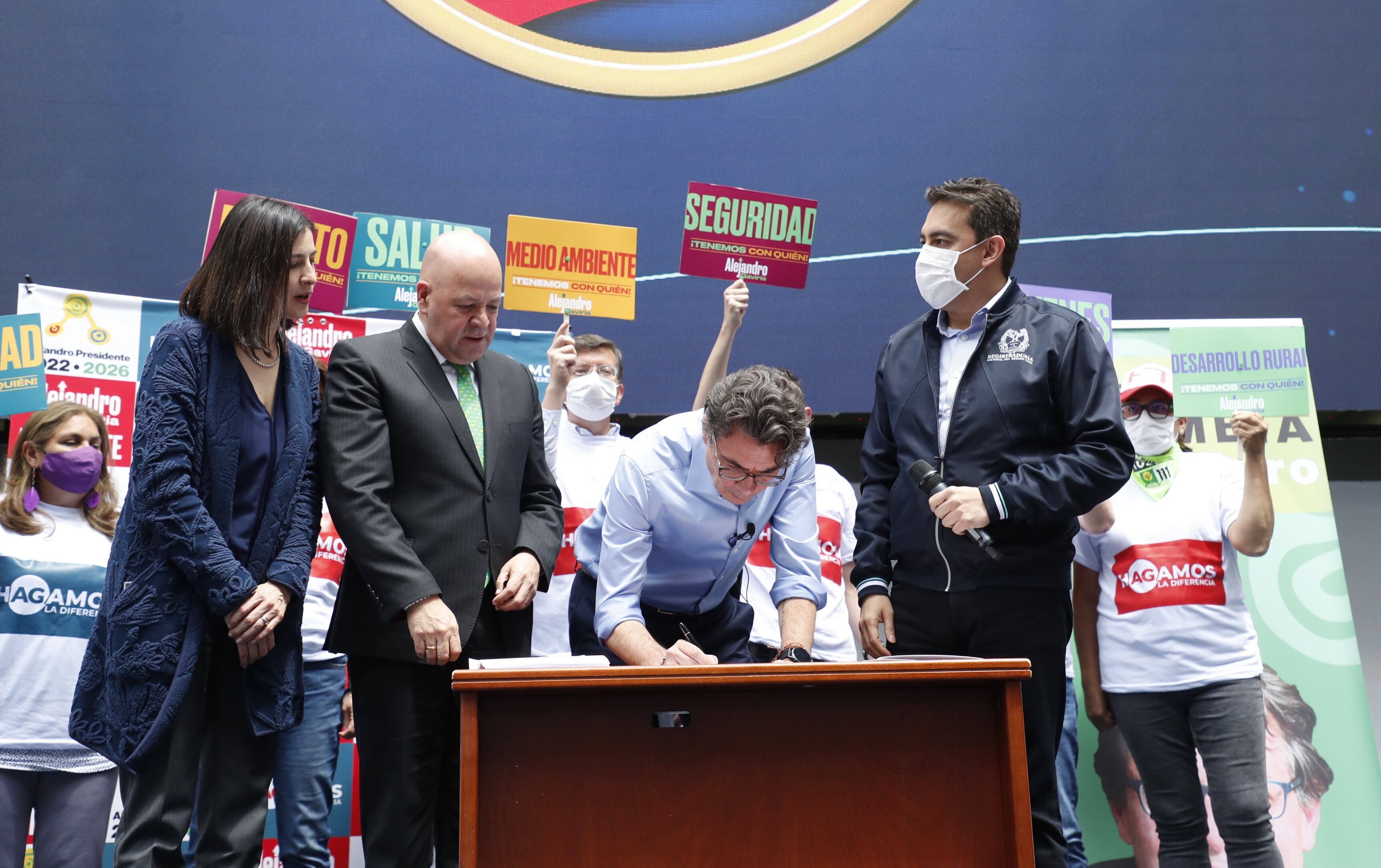 Alejandro Gaviria Inscribió candidatura a la Presidencia, Coalición de la Esperanza