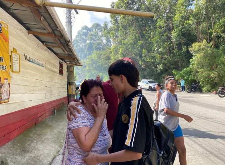 Pánico entre los habitantes de Vallejuelos por el voraz incendio.