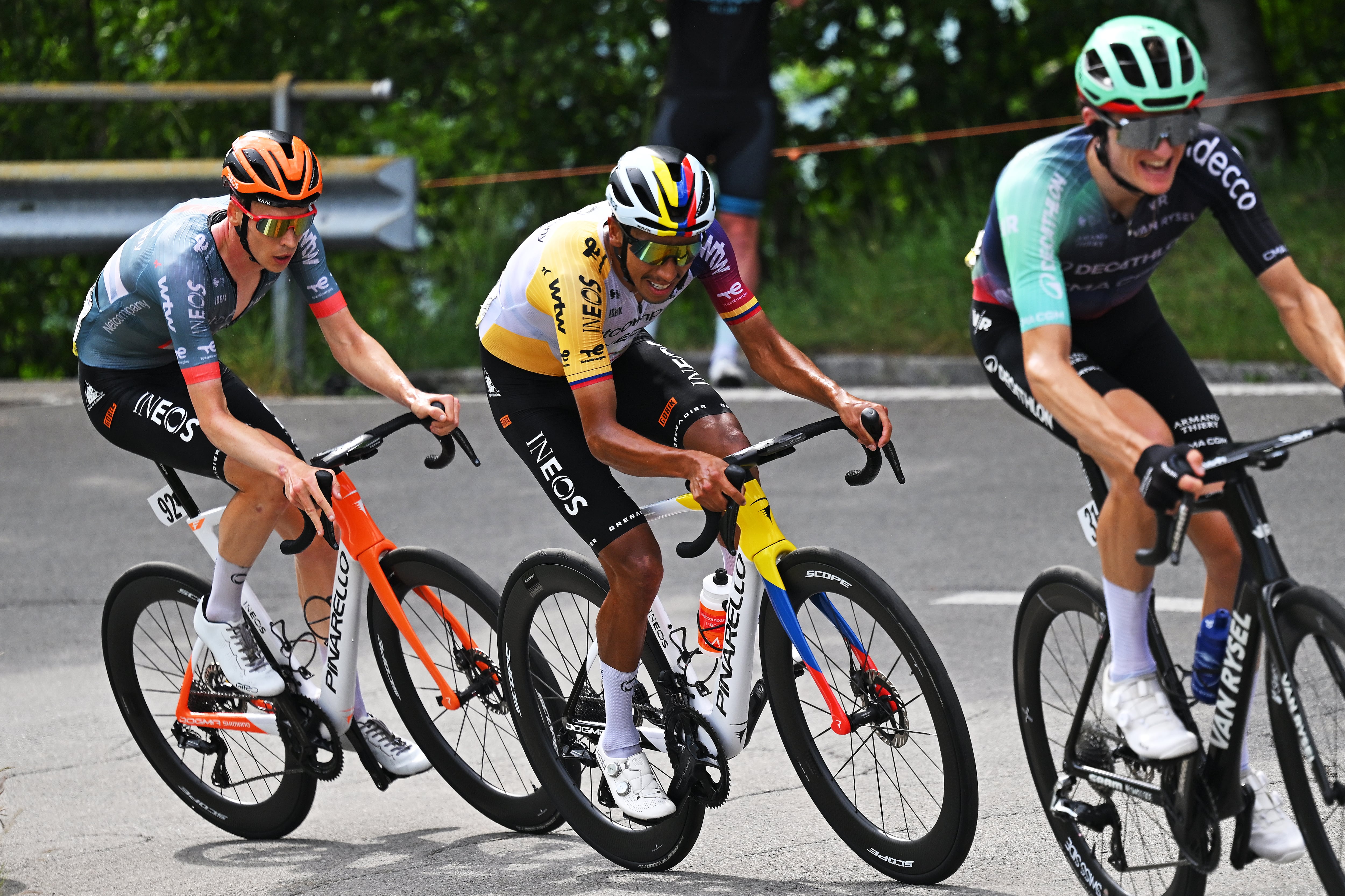 CARI, SWITZERLAND - MAY 26: (L-R) Thymen Arensman of Netherlands, Egan Bernal of Colombia and Netcompany INEOS Cycling Team compete in the breakaway during the 109th Giro d'Italia 2026, Stage 16 a 113km stage from Bellinzona to Cari 1645m / #UCIWT / on May 26, 2026 in Cari, Switzerland. (Photo by Tim de Waele/Getty Images)