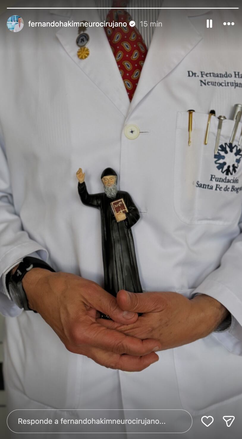 Emotivo gesto del neurocirujano Fernando Hakim con Miguel Uribe Turbay.