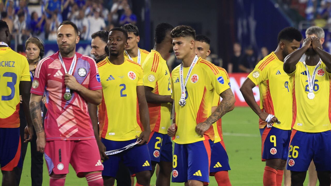 Carlos Cuesta fue titular en la defensa de la Selección Colombia