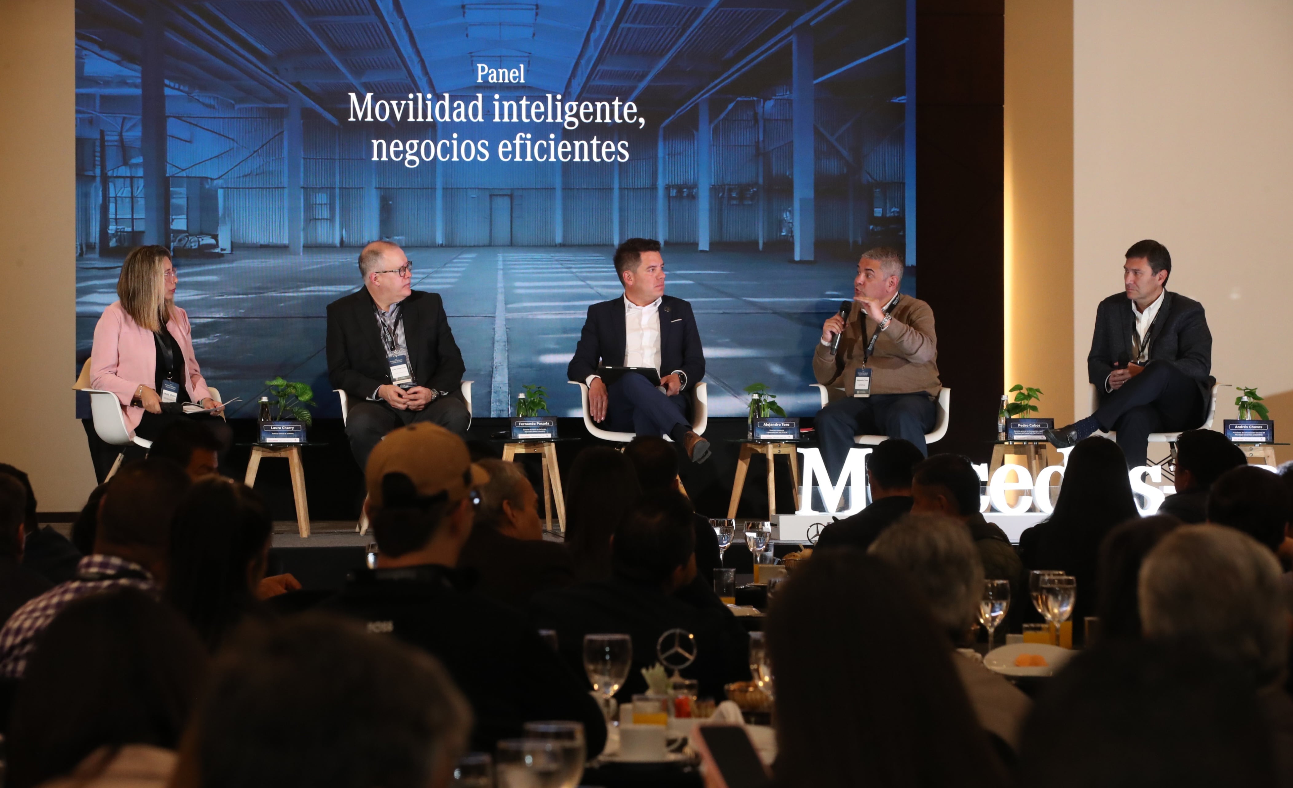 Así se vivió el panel ‘Movilidad inteligente, negocios eficientes’