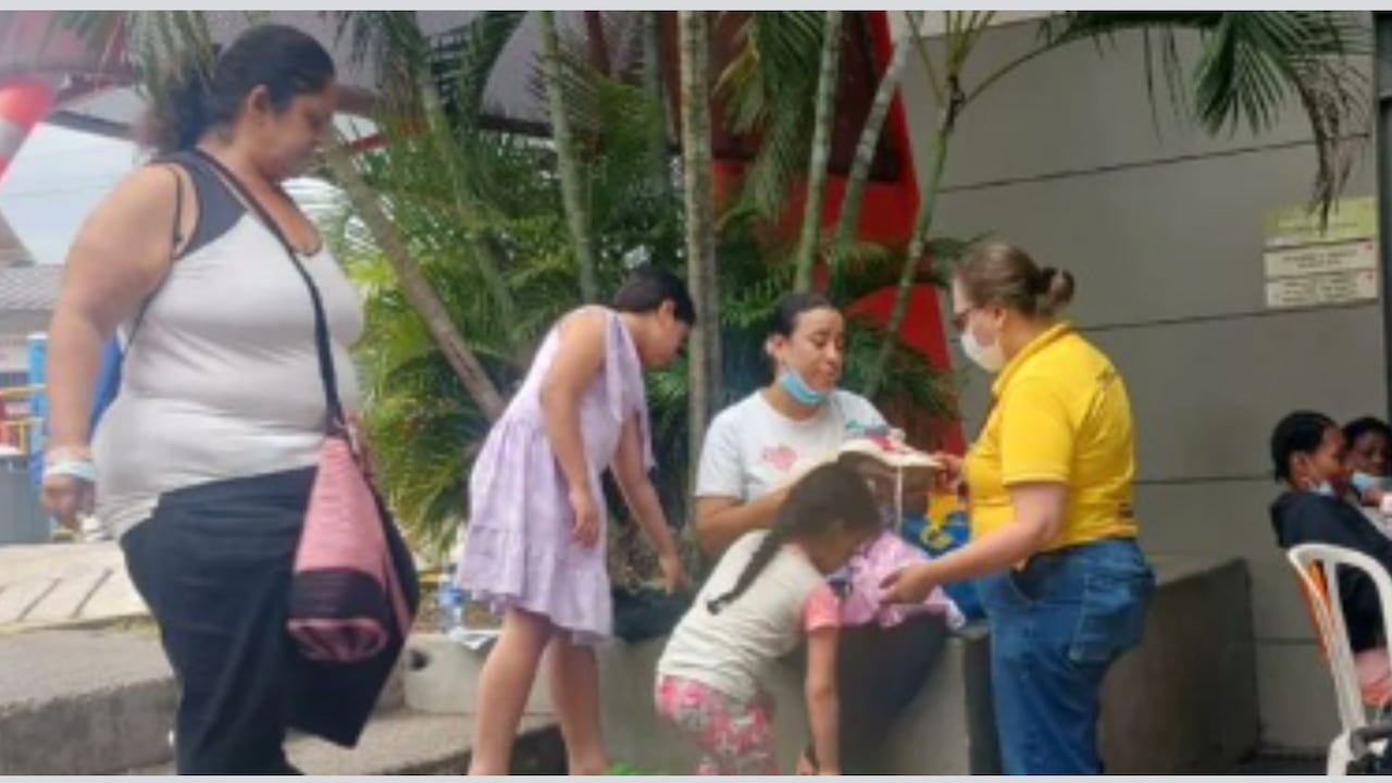 El Ministerio de Salud reforzó la vigilancia epidemiológica en las zonas afectadas por el terremoto para detectar y atender oportunamente posibles brotes de enfermedades.