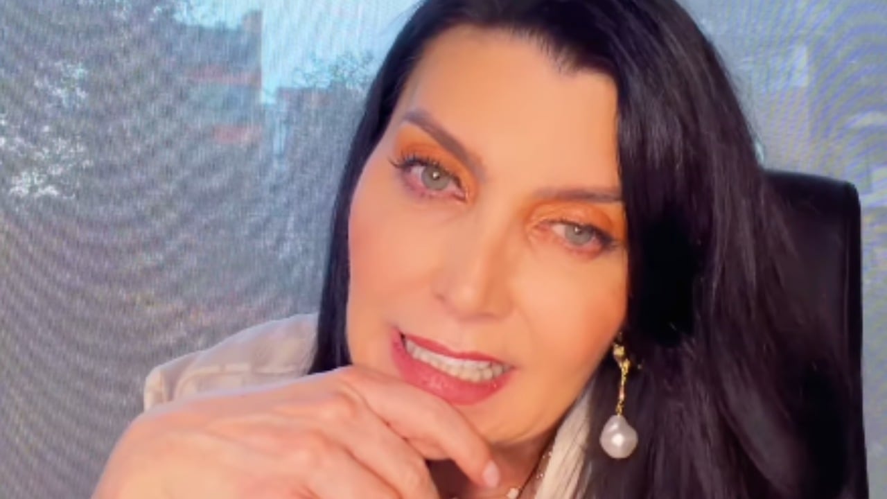 Isabella Santo Domingo.