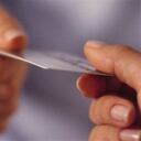 Recuerde que nunca debe utilizar su tarjeta de crèdito para gastos como mercado, servicios, mantenimiento, ropa, regalos, gasolina, etc. Todos éstos son consumos que tienen que estar ajustados a un presupuesto y deberán pagarse al momento de ser causados.