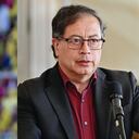 Piden salida de Gustavo Petro.