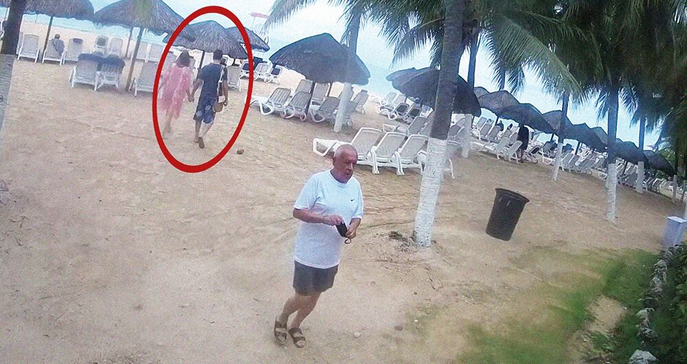 8:10 a. m. La pareja se va a la playa, donde matarían a Pecci.