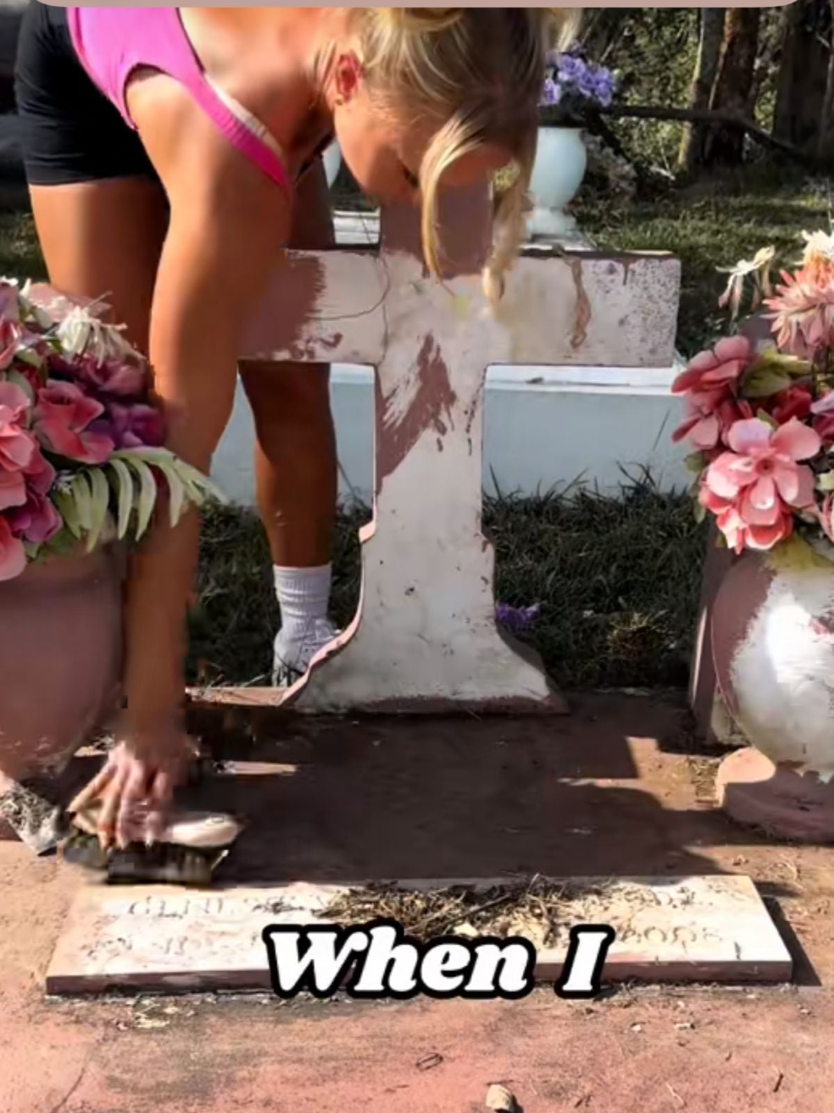 Muchos criticaron el trabajo de la influencer en las tumbas