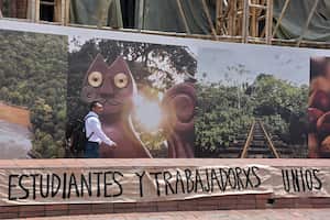 En la Plazoleta de San Francisco se reunieron los maestros del departamento en apoyo al Paro Nacional convocado por FECODE desde el pasado 12 de Junio.