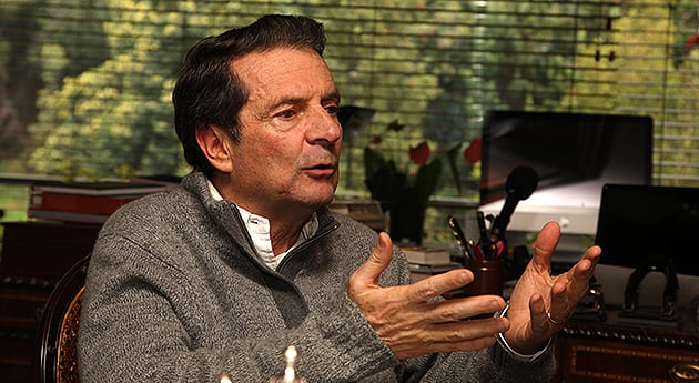 El exministro del Interior y de Justicia, Fernando Londoño Hoyos.