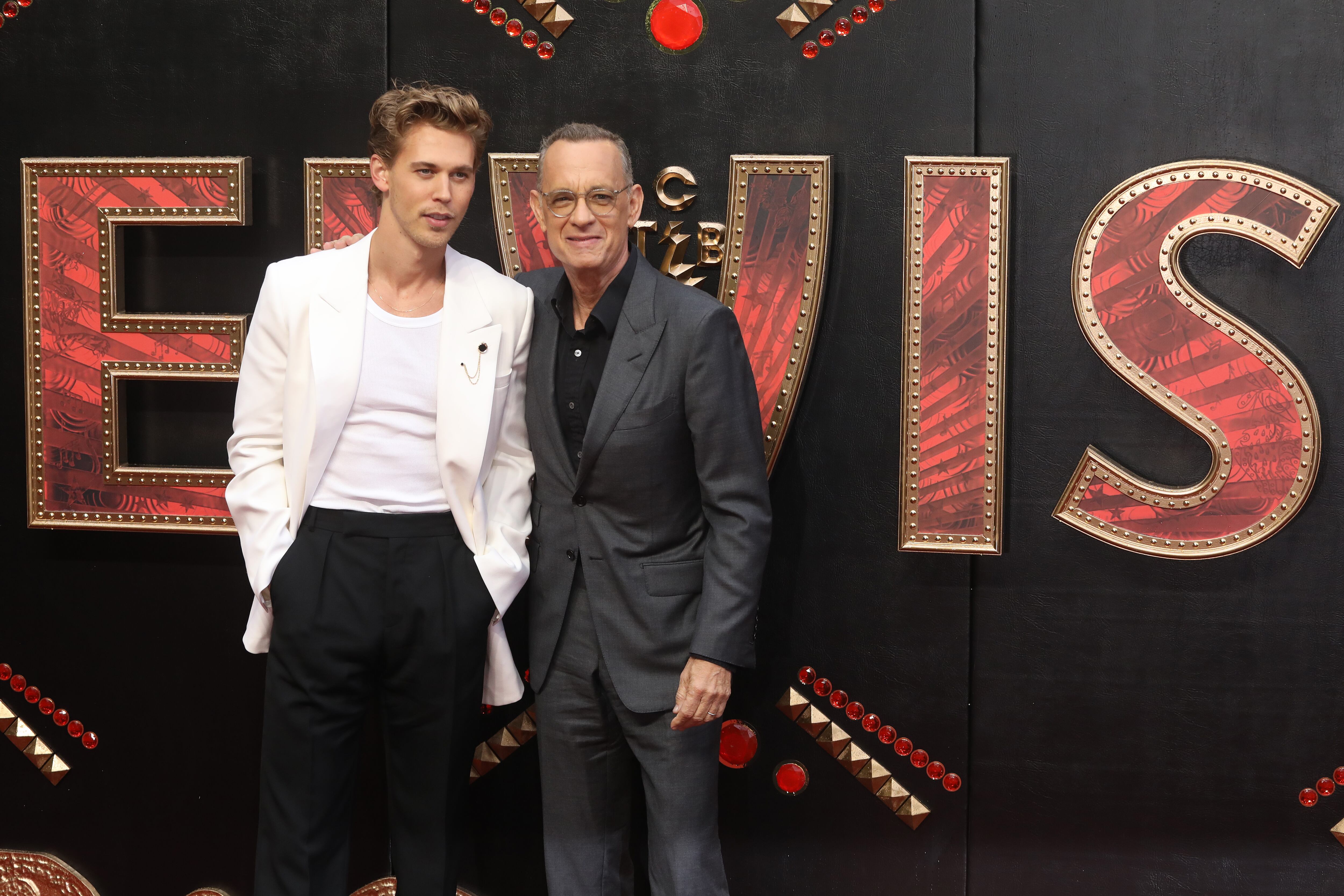 Austin Butler y Tom Hanks