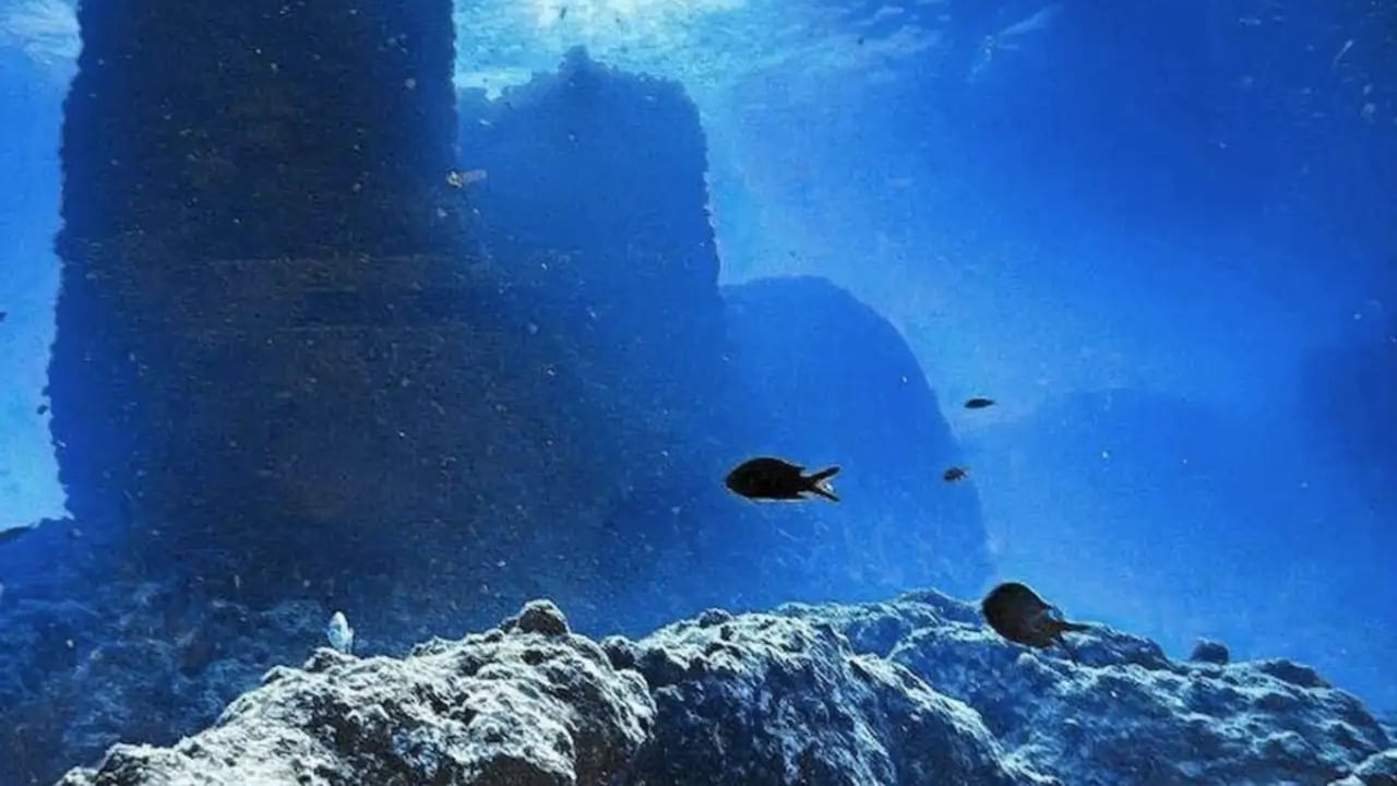 El puerto sumergido de Taposiris Magna revela estructuras monumentales de la época ptolemaica.