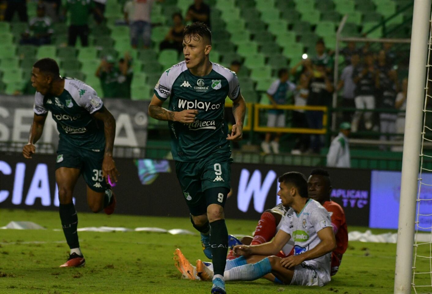 Fecha 19 en el Estadio  del Deportivo Cali 
Juego entre Deportivo Cali vs Jaguares