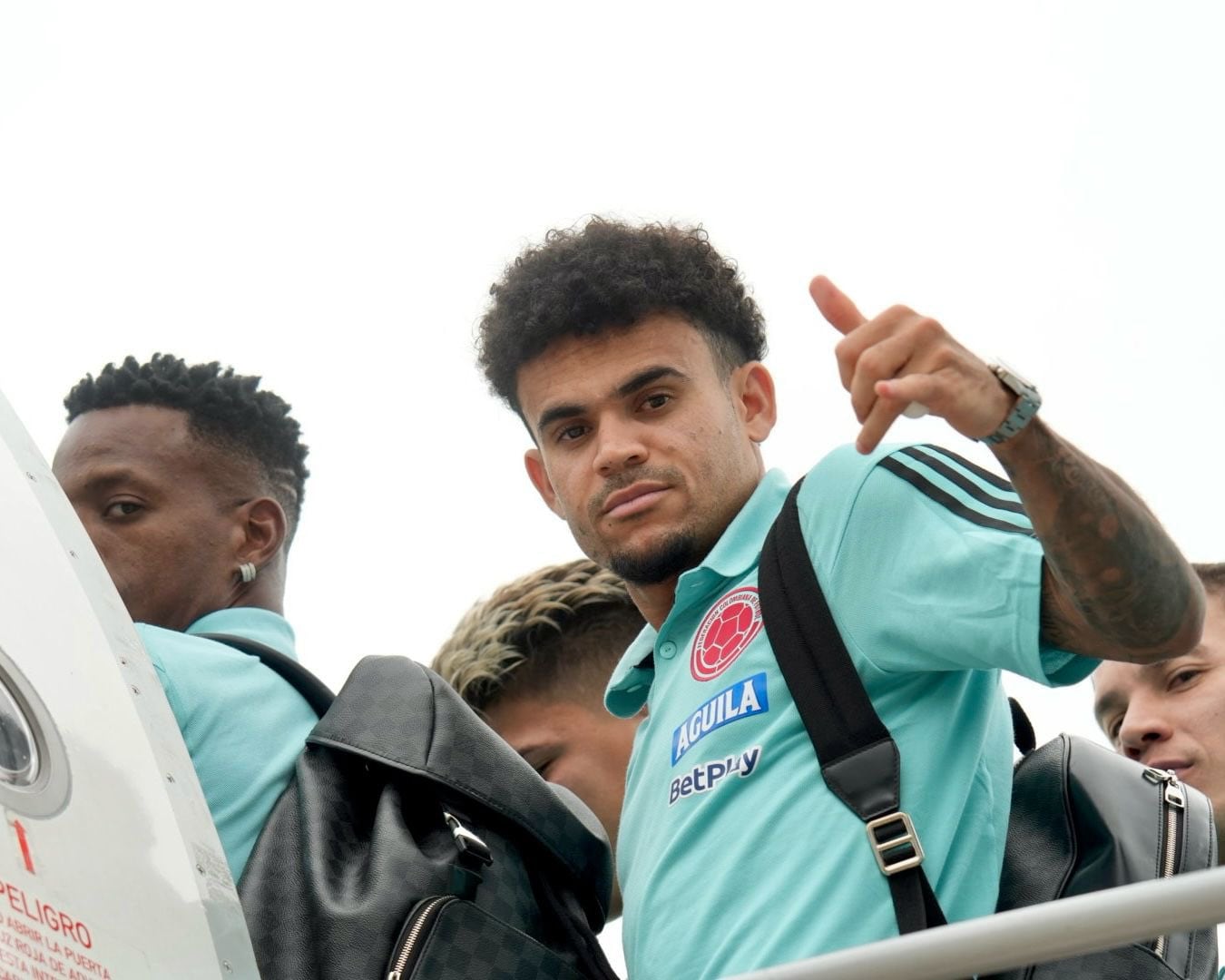 Luis Díaz emprendiendo el vuelo hacia Asunción.