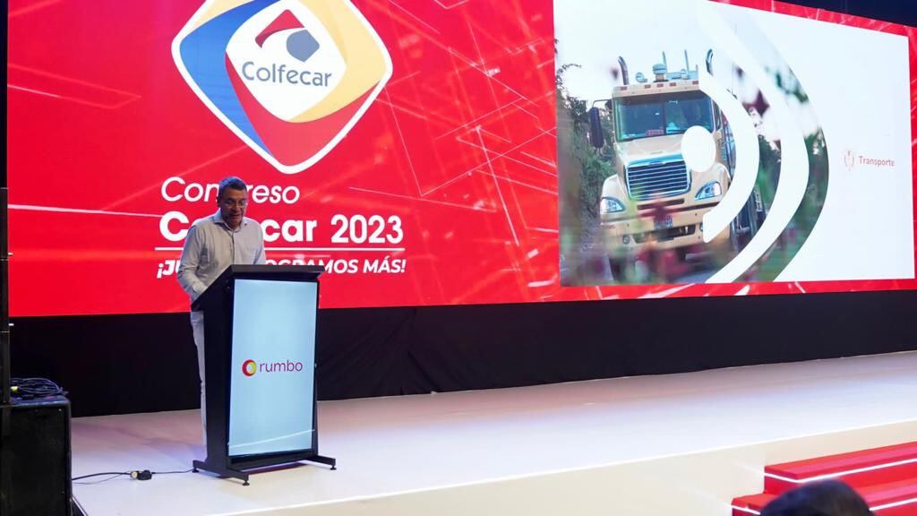 El ministro hizo el anuncio durante su participación en el Congreso Colfecar.