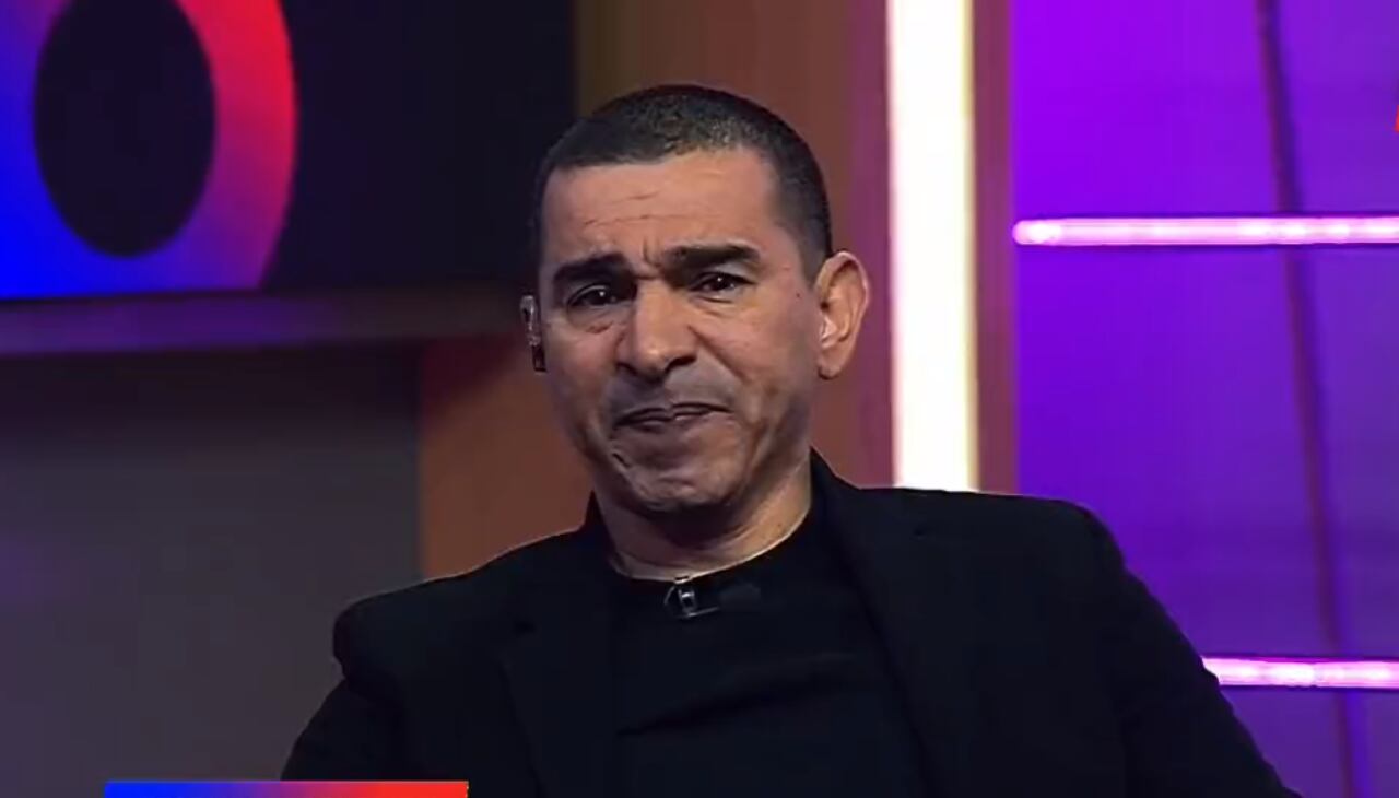 Victor Aristizabal rompió en llanto tras el debut de su hijo.