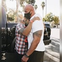 Dwayne Johnson premió a su fanático Óscar Rodríguez con un gran regalo, por su ardua labor ayudando a otras personas. Foto Instagram @therock.