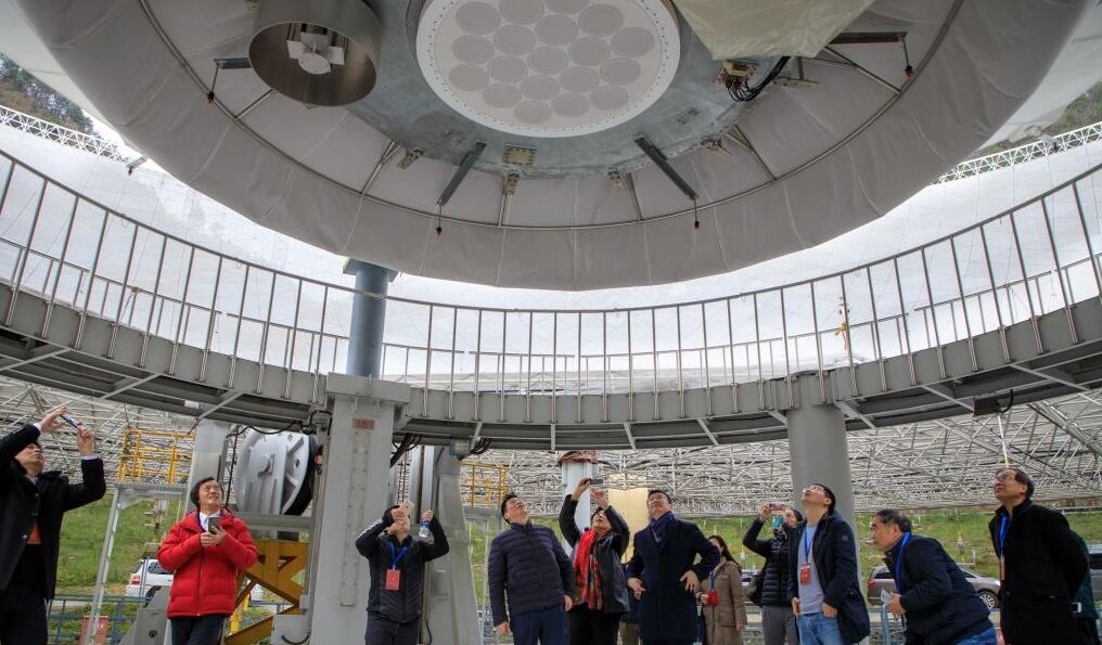 El interior del telescopio Fast
