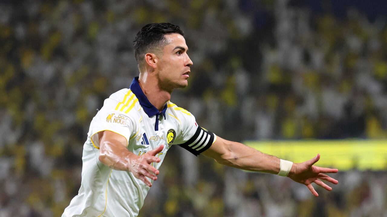 Cristiano Ronaldo celebra su gol en la victoria de Al-Nassr vs. Damac.