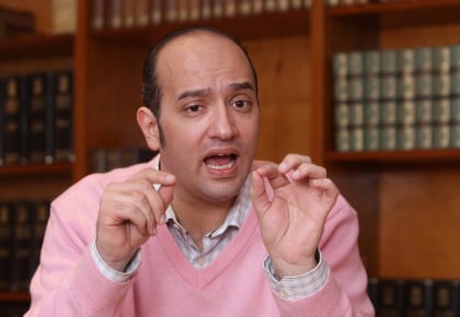 Ernesto Yamhure had been the  spokesman of the ultra-conservative positions in the media. Now it is confirmed that his advocacy of negotiations with the AUC was in concert with Carlos Castaño, the top paramilitary leader.