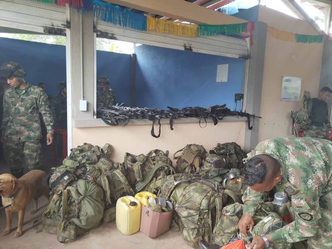 Militares son retenidos por la comunidad en Nariño.