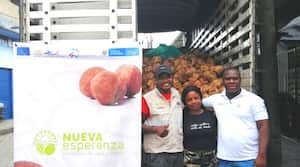 Segundo Ordóñez, representante legal de Nueva Esperanza; Emperatriz Sánchez, tesorera de Nueva Esperanza; Gustavo Mindineros, gestor socioempresarial de Colombia PUEDE.