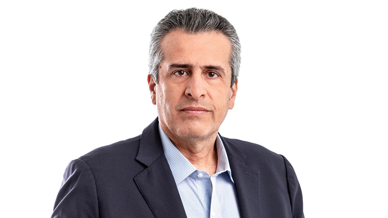 LUIS FERNANDO VELASCO