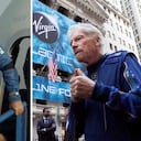 Debido al desarrollo del turismo espacial, a partir de 2022, las personas que vayan al espacio ya no recibirán la insignia de la FAA como Jeff Bezos y Richard Branson, solo serán registrados en su sitio web.