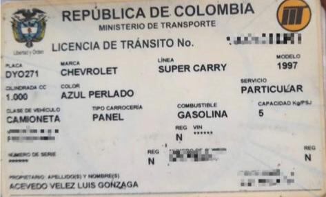 Tarjeta de propiedad del vehículo, al parecer, usado por las disidencias de las Farc para transportar material de guerra y folletos del Pacto Histórico.