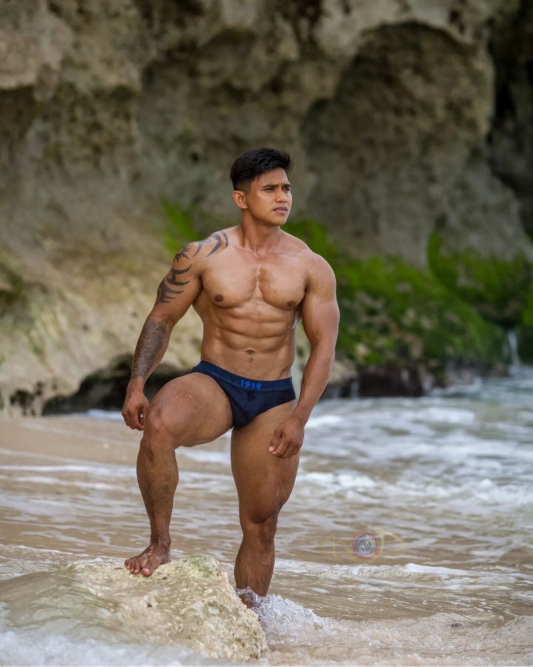 El influencer sufrió un terrible accidente en pleno gimnasio