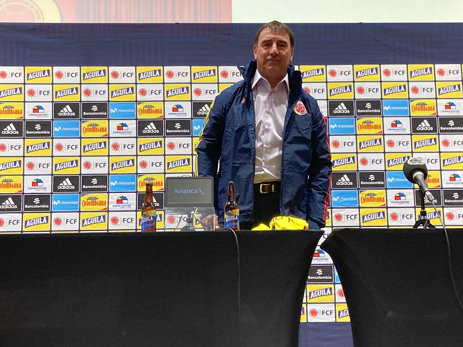 Colombia presenta al nuevo entrenador Néstor Lorenzo